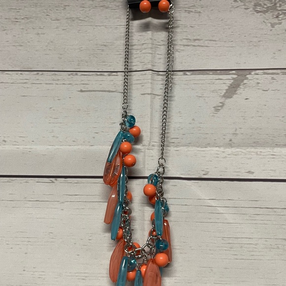 🔴 3 for $6 all jewelry marked with red dot teal & orange bead necklace earrings
